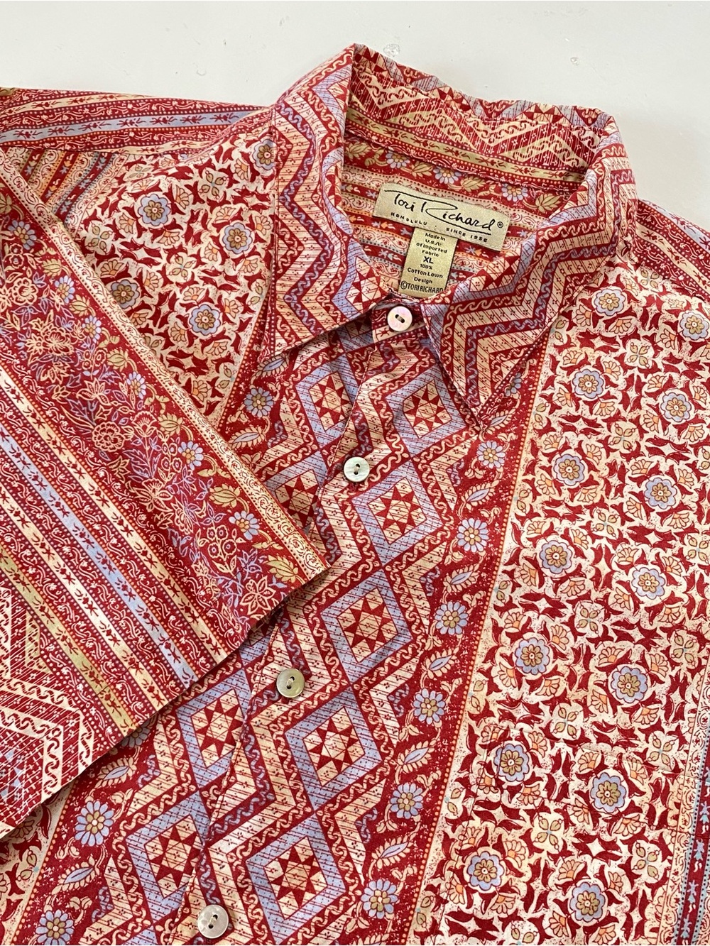 Vintage Tori Richard Cotton Lawn Red and Cream Geometric Floral Button-Up Shirt